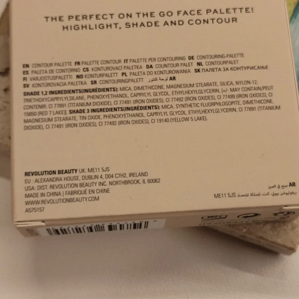Makeup Revolution Contour Powder Compact - Light